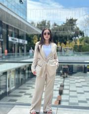 belden ayarlı  keten takım bej